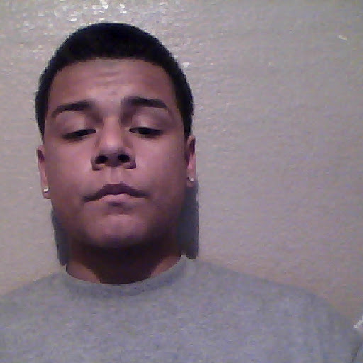 Elijah Flores Photo 20