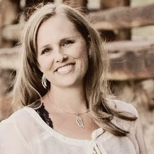Amy Pace Photo 32