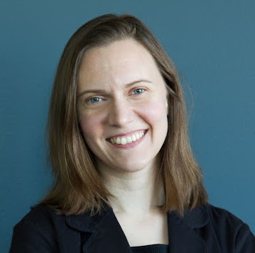 Amanda Gustafson Photo 14