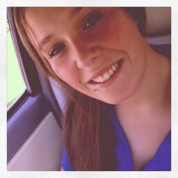 Stephanie Dobson Photo 34