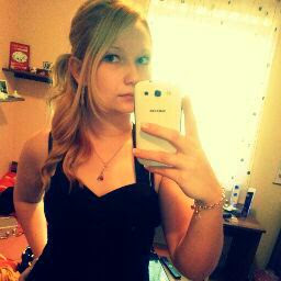 Jana Busch Photo 2