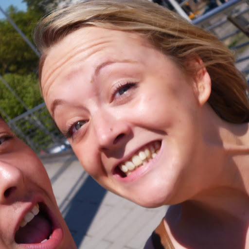 Vicky Perry Photo 29