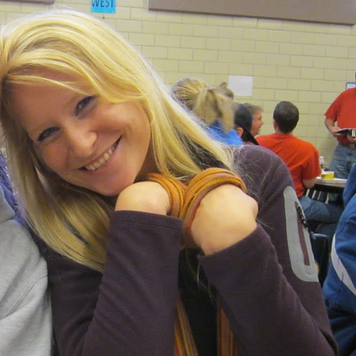 Rebecca Nowak Photo 14