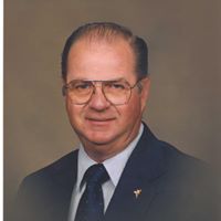 Joe Donahue Photo 38