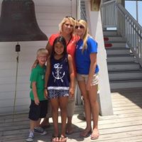 Heather Austin Photo 15