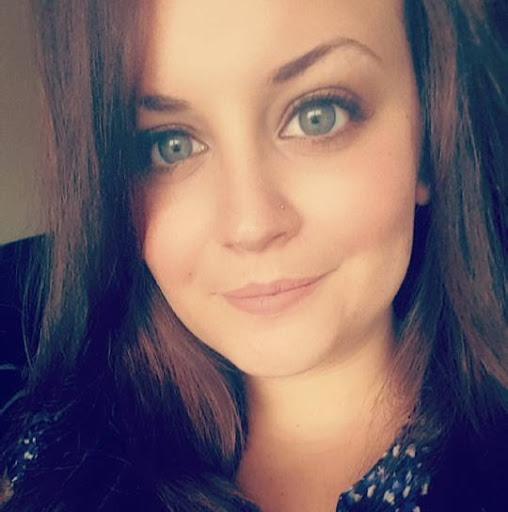 Robyn Abernathy Photo 17