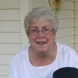 Cindy Bradley Photo 39