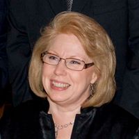 Janet Watts Photo 28