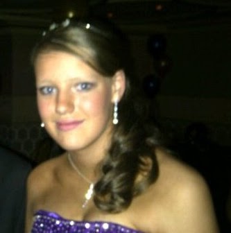 Julie Brand Photo 31