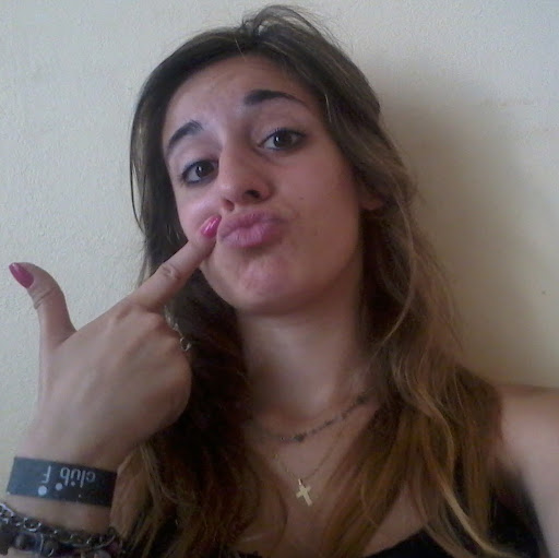 Julieta Contreras Photo 8