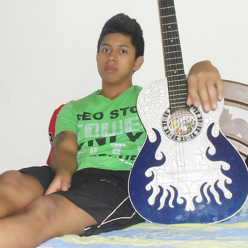 Eddy Morales Photo 23