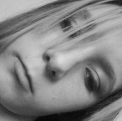 Leanne Barker Photo 19
