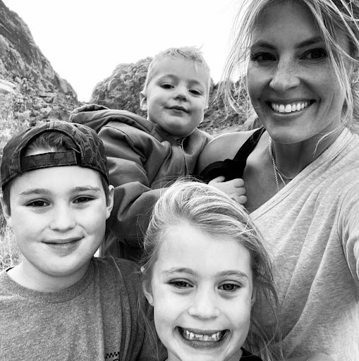 Carli Romney Photo 1