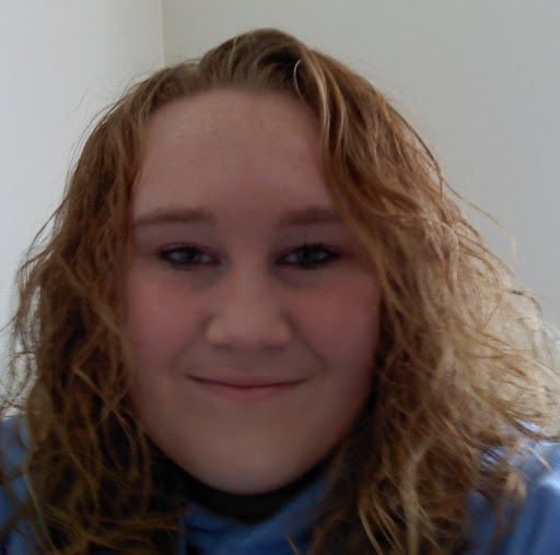 Samantha Barker Photo 19