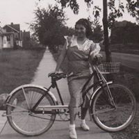 Debbie Gannon Photo 17