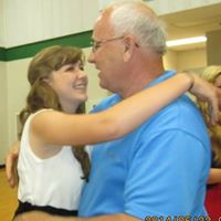 Sarah Staton Photo 16