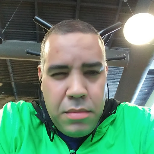 Edwin Pizarro Photo 22