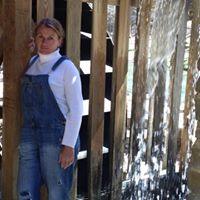 Carol Hubbard Photo 38