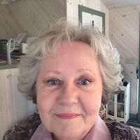 Joanne Webb Photo 41
