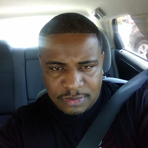 Manuel Perry Photo 16