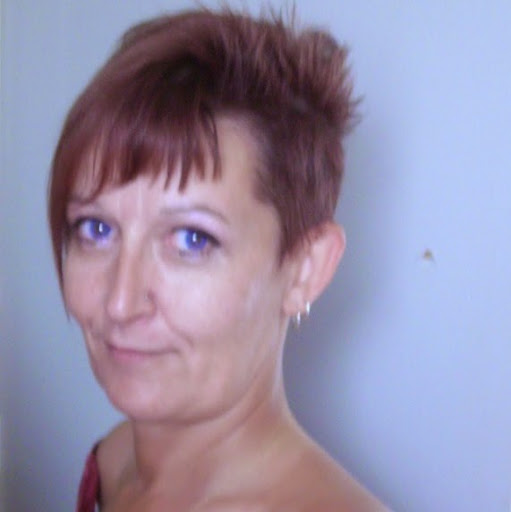 Catherine Bernard Photo 25