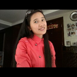 Julie Valdez Photo 21