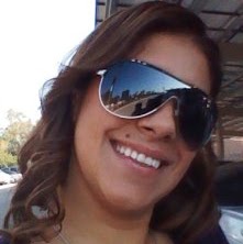 Kathryn Flores Photo 33