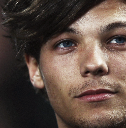 Crystal Tomlinson Photo 7