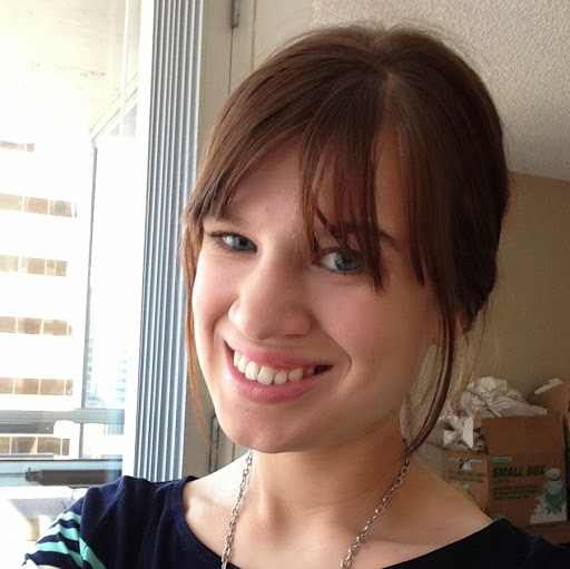 Caroline Brown Photo 39