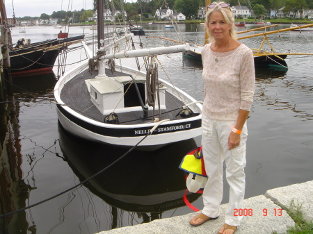 Tina Lyons Photo 26