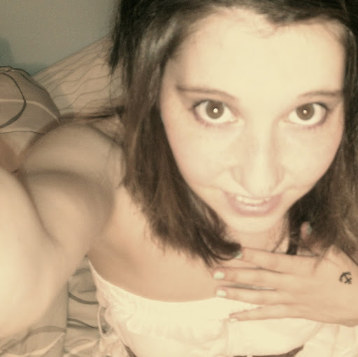 Cassandra Scott Photo 10