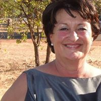 Julia Triplett Photo 4