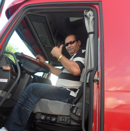 Rolando Castillo Photo 35