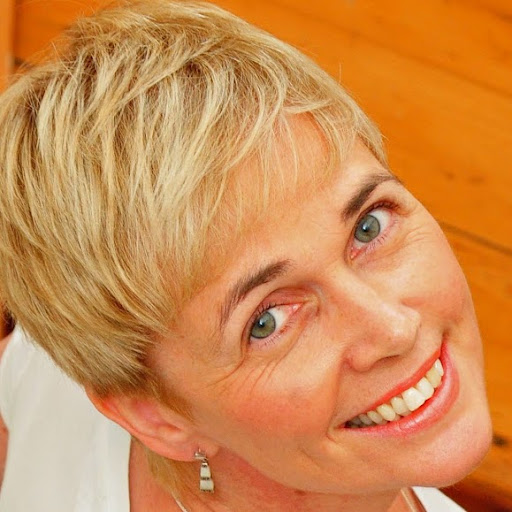 Kathy Muir Photo 4