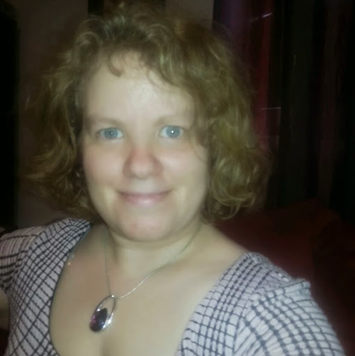 Alicia Baucom Photo 10