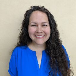 Erin Rodriguez Photo 17