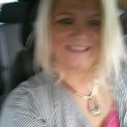 Melissa Schrader Photo 3