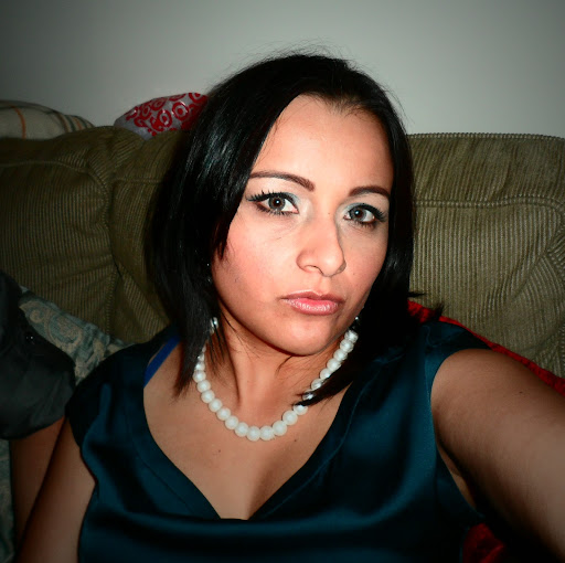 Reyna Hernandez Photo 10