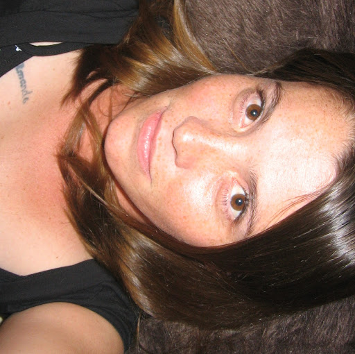 Amanda Long Photo 11