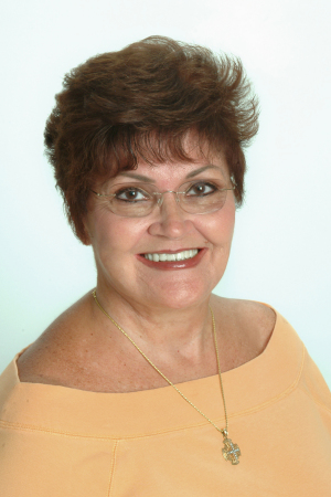 Nancy Wood Photo 16