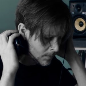 Lee Fletcher Photo 9