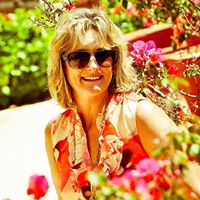 Lorri Taylor Photo 13