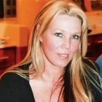 Tanya Vaughan Photo 30