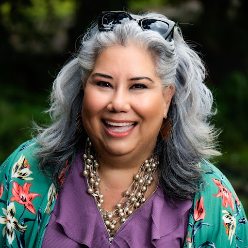 Tina Mueller Photo 34