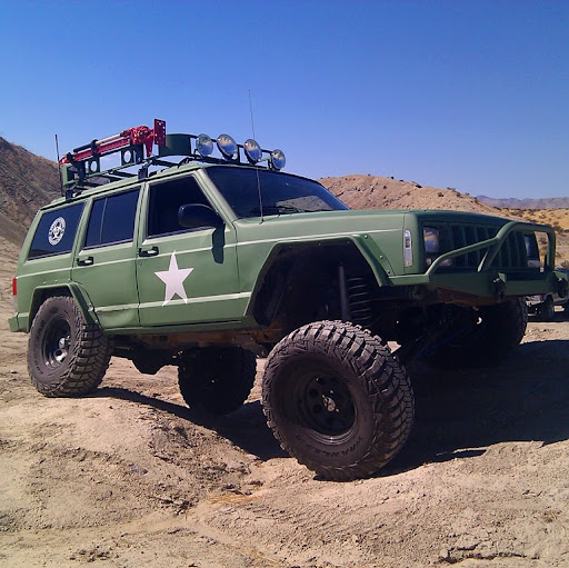 Aaron Marshall Photo 4