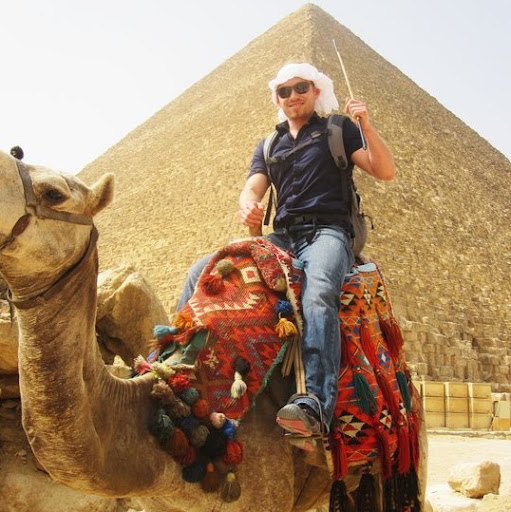 Efrain Molina Photo 8