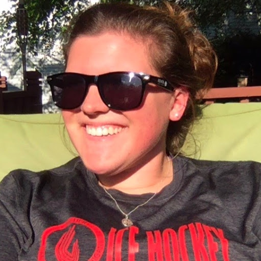 Molly Mahoney Photo 28