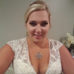 Sarah Metzger Photo 8