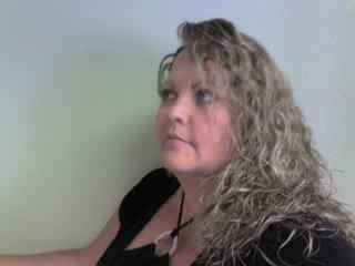 Tanya Kelly Photo 23