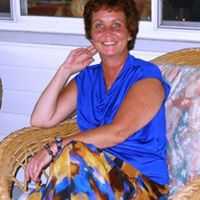 Debbie Wolff Photo 17